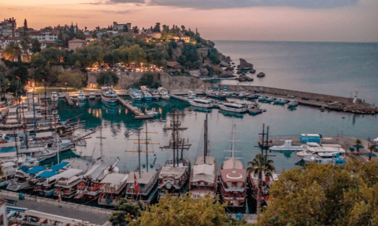 آشنایی با آنتالیا مقصد گردشگری زیبا در کشور ترکیه